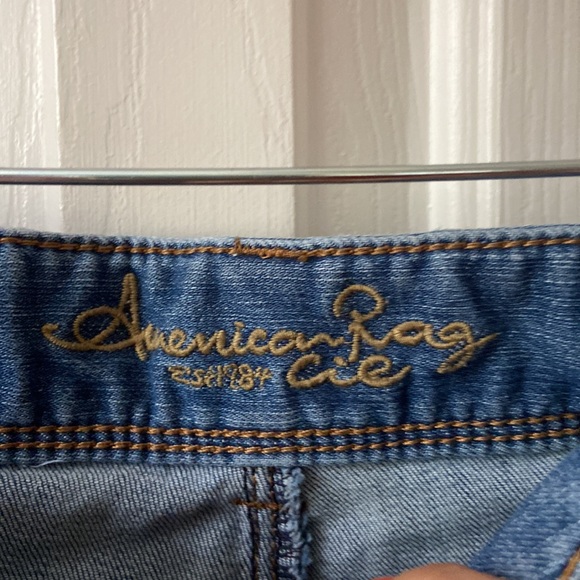 American Rag Plus Size Jeans Light Wash - Picture 4 of 7